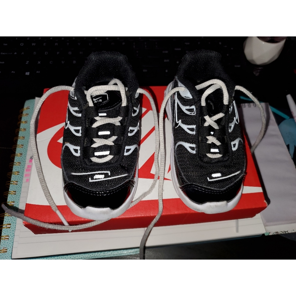 AirMax size 4 kids